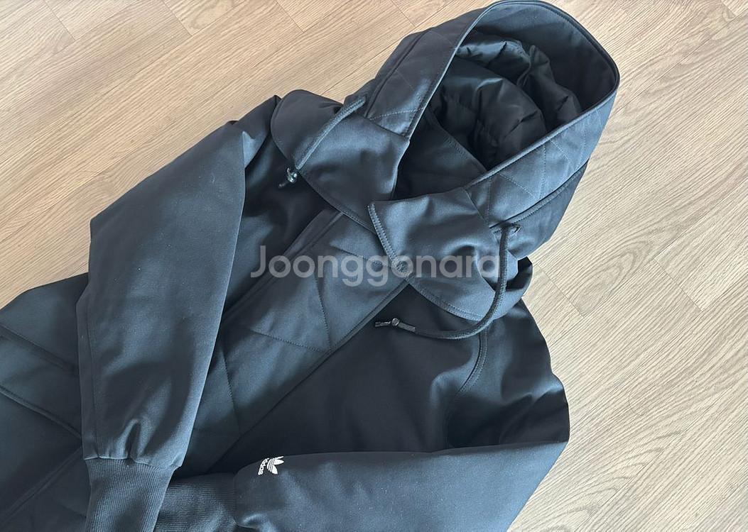 패셔너블한 아디다스 야상형 롱패딩 여성 라지이지만 프리사이즈--6