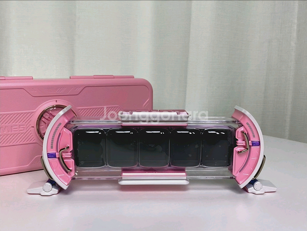 디붐 타임즈게이트 times Gate 핑크 미사용 새제품 픽셀 아트 데스크테리어 판매합니다.--2