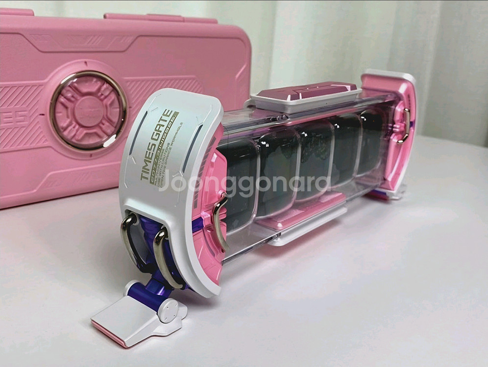 디붐 타임즈게이트 times Gate 핑크 미사용 새제품 픽셀 아트 데스크테리어 판매합니다.--4
