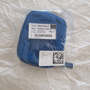 코스 미니 크로스바디 파우치 블루 새상품