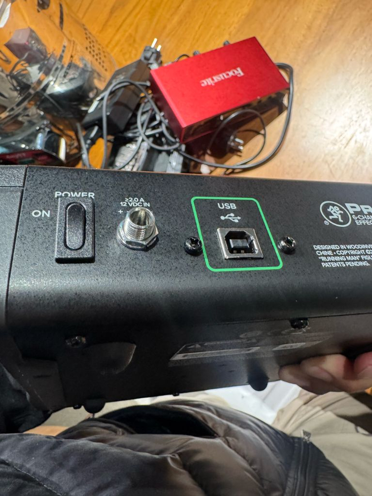 맥키 프로 FX6v3 6채널 믹서 이미지