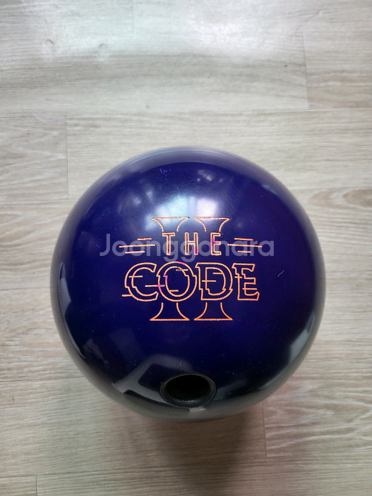 스톰 더코드 15p 볼링공 판매합니다--0