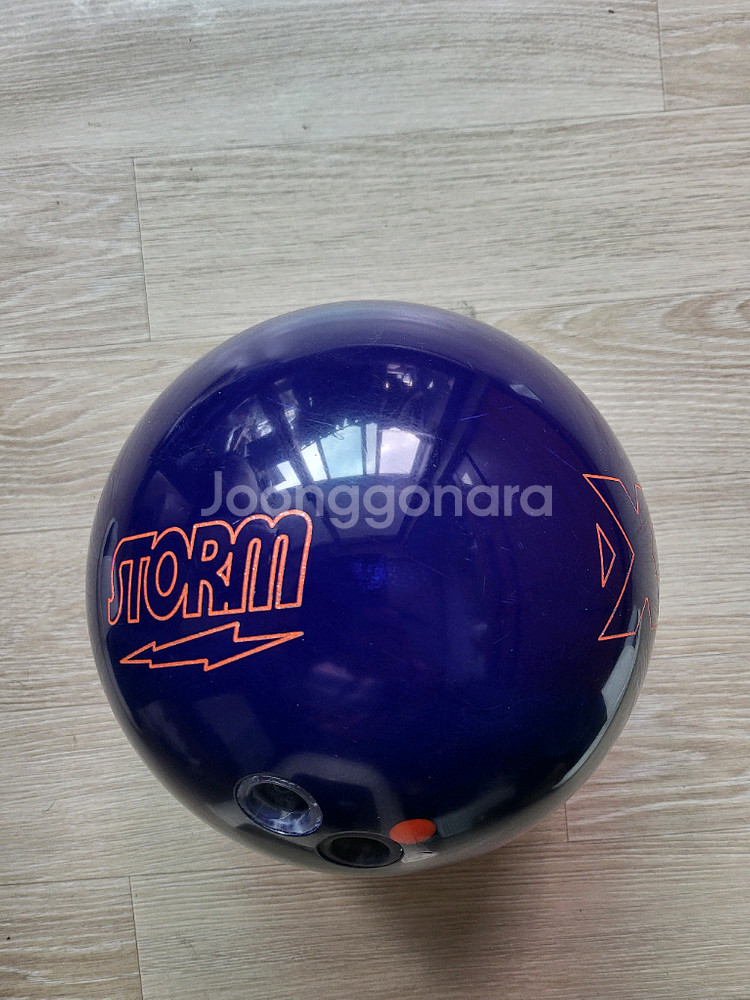 스톰 더코드 15p 볼링공 판매합니다--3