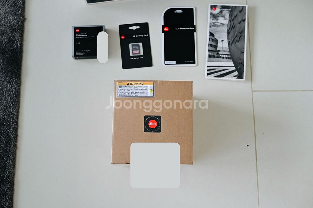 라이카q3 28mm 미개봉,정품황동썸그립45만원포함--0