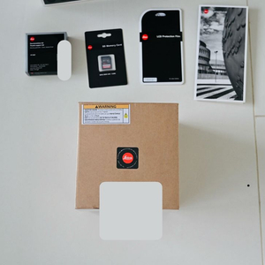 라이카q3 28mm 미개봉,정품황동썸그립45만원포함