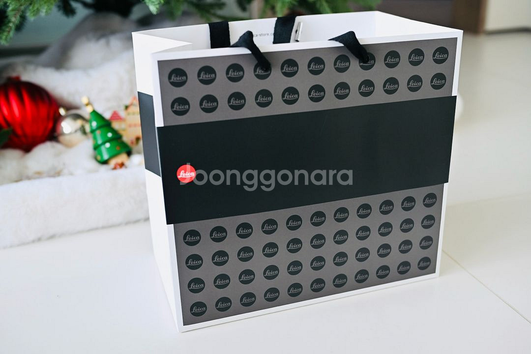 라이카q3 28mm 미개봉,정품황동썸그립45만원포함--4