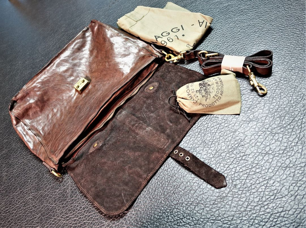 캄포마찌(이태리/신품) 서류가방 65만(택포)--5