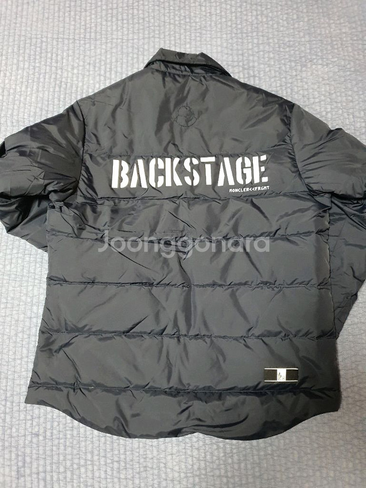 새거 몽클레어 셔츠형패딩 자켓 L사이즈 팔아요--3