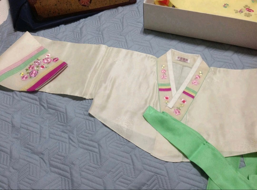 웨딩 폐백 신랑 신부 남성 남자 한복 여성 여자 한복--3