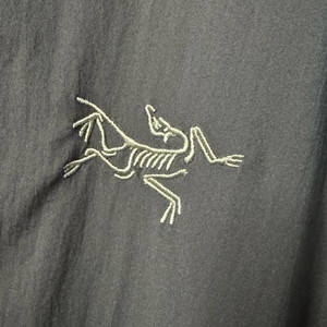 아크테릭스 아톰 SL 후디 자켓