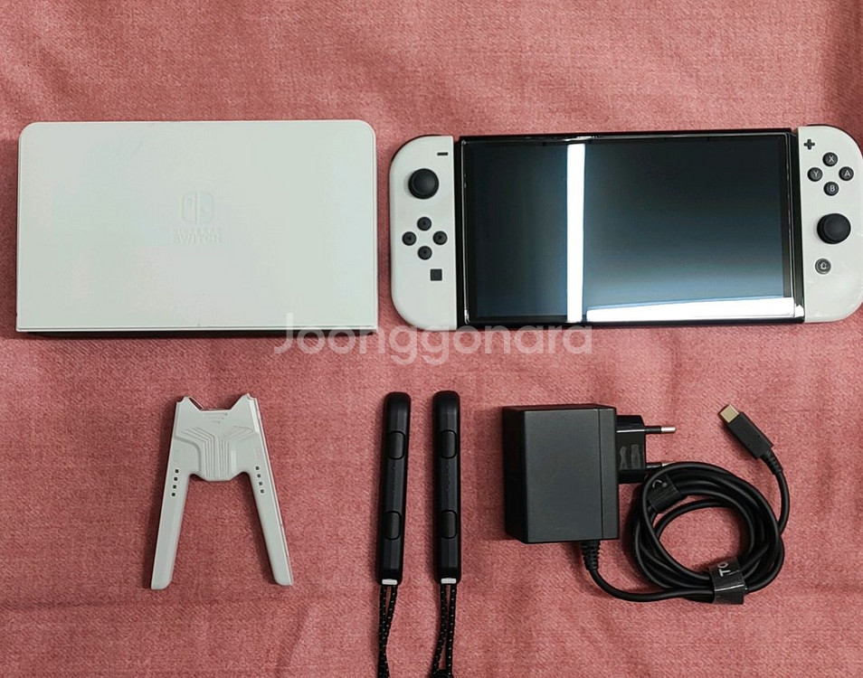 닌텐도 스위치 Oled 화이트 팝니다--0