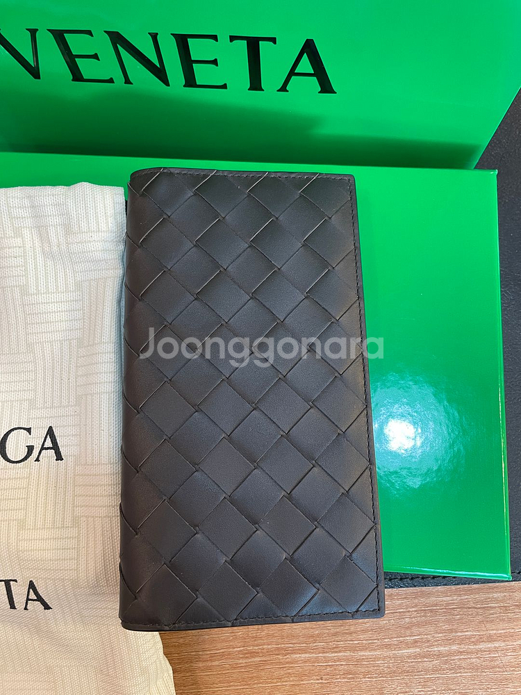 보테가 베네타 인트레치아토 투톤 장지갑--0