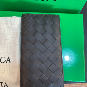 보테가 베네타 인트레치아토 투톤 장지갑