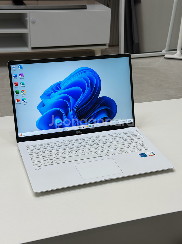 LG 그램 15인치 고사양 노트북 급처 합니다 (i5 11세대 16GB 512GB)--0