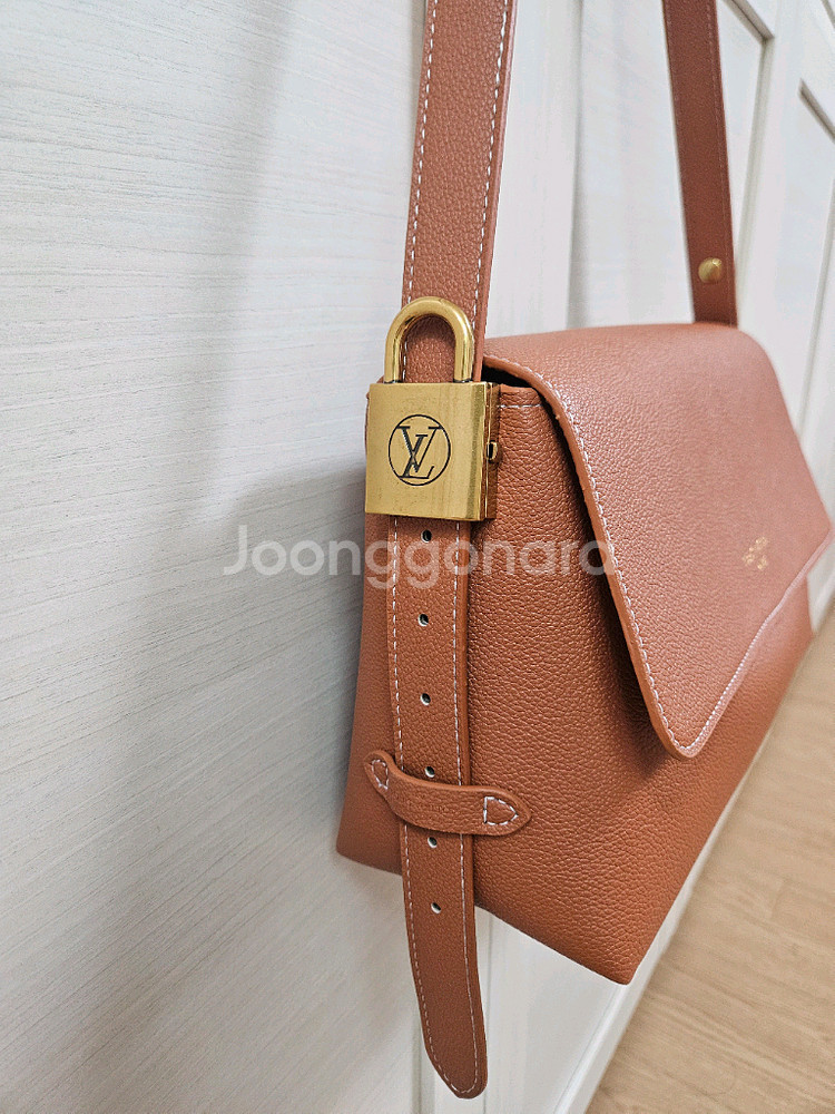 루이비통 가방 판매해요--1