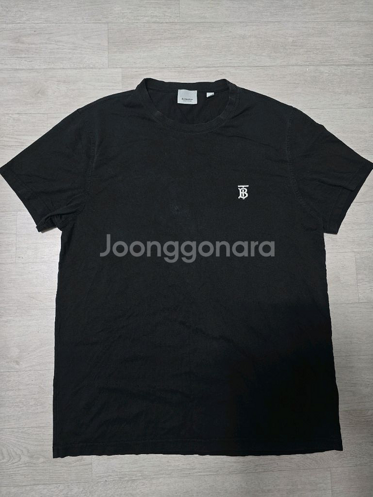 (정품) 버버리 TB로고 젠슨황 티셔츠 L (명품 남자 여자 반팔)--1