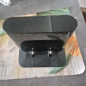 LG 코드제로 R9 로봇청소기 충전 거치대 충전 토크 상태 좋습니다