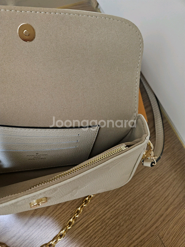 루이비통 가방 판매해요.--3