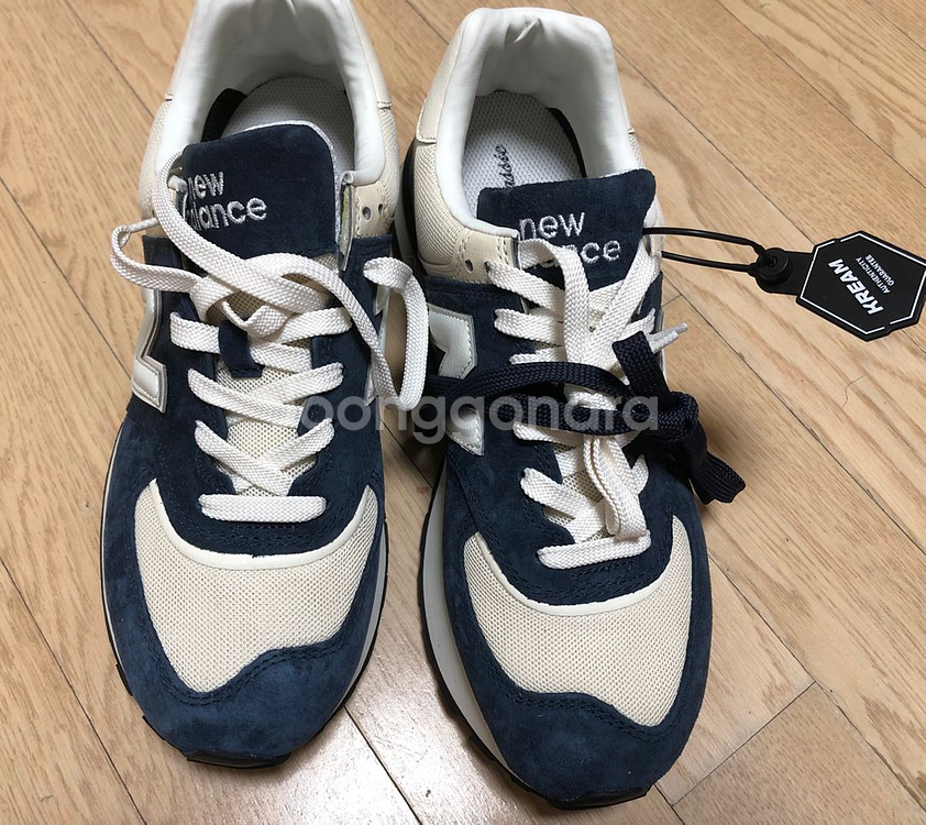 뉴발란스574레거시 네이비블루 260사이즈 새것 팜--0
