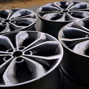 제네시스 19인치 순정 알루미늄 휠 팝니다