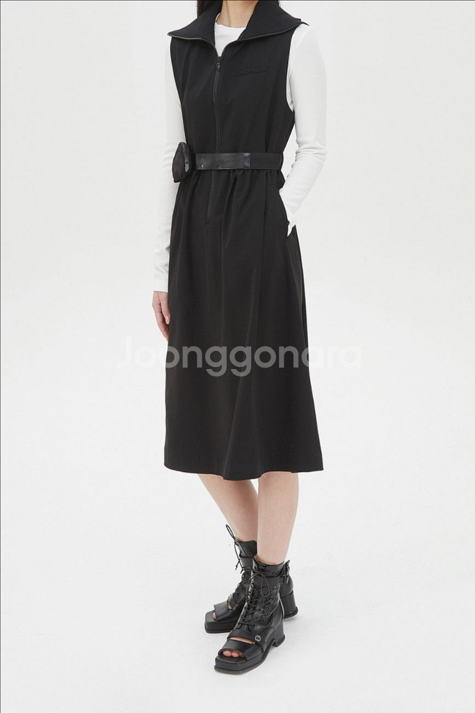 럭키슈에뜨 포켓벨트 집업 원피스--1