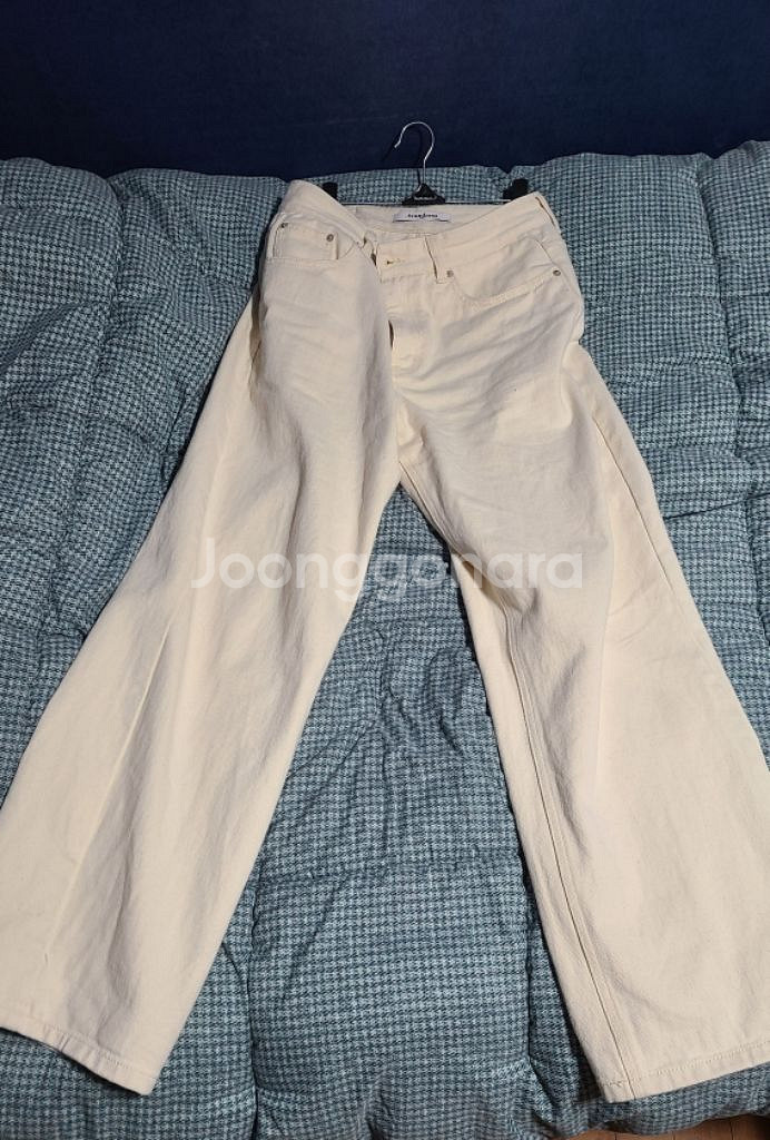어반드레스 와이드 데님 팬츠 아이보리 급처--0