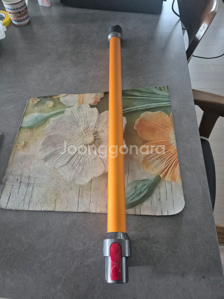 다이슨 청소기 V7-V12 공용 완드봉 상태 좋고 작동잘됩니다--0