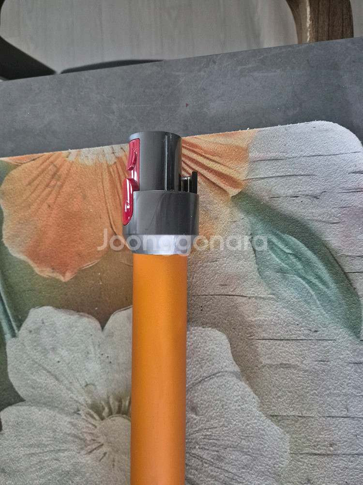 다이슨 청소기 V7-V12 공용 완드봉 상태 좋고 작동잘됩니다--5