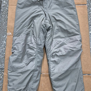 미군 정품 3세대 레벨7 프리마로프트팬츠 미디움