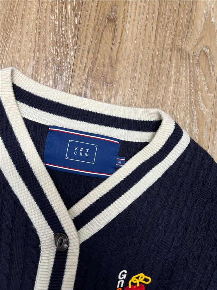 로맨틱 크라운 케이블 가디건 M 우먼스 이미지