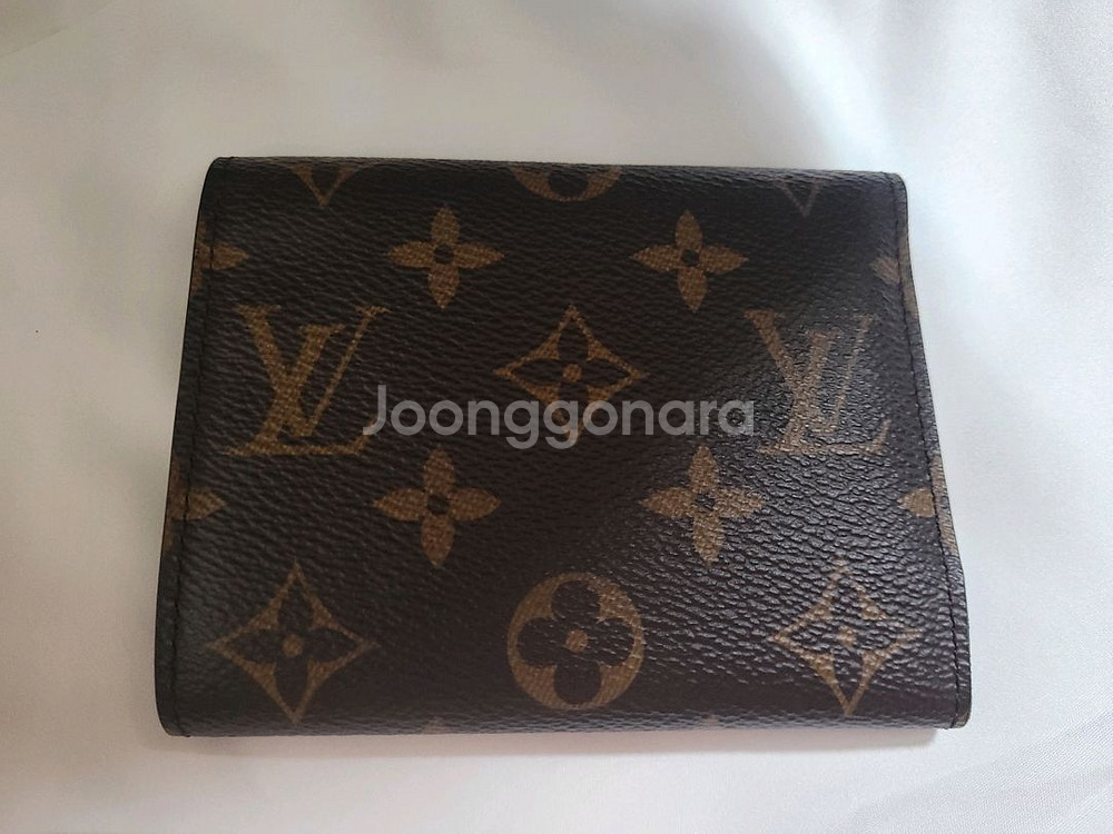 루이비통 빅토린 월릿 정품--1