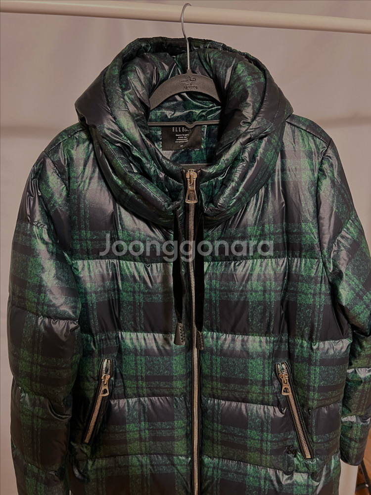 엘르 골프 녹색 체크 구스타운 여성 패딩 100사이즈 새것 팝니다--1