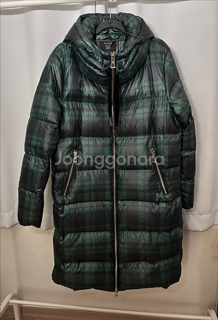 엘르 골프 녹색 체크 구스타운 여성 패딩 100사이즈 새것 팝니다--0