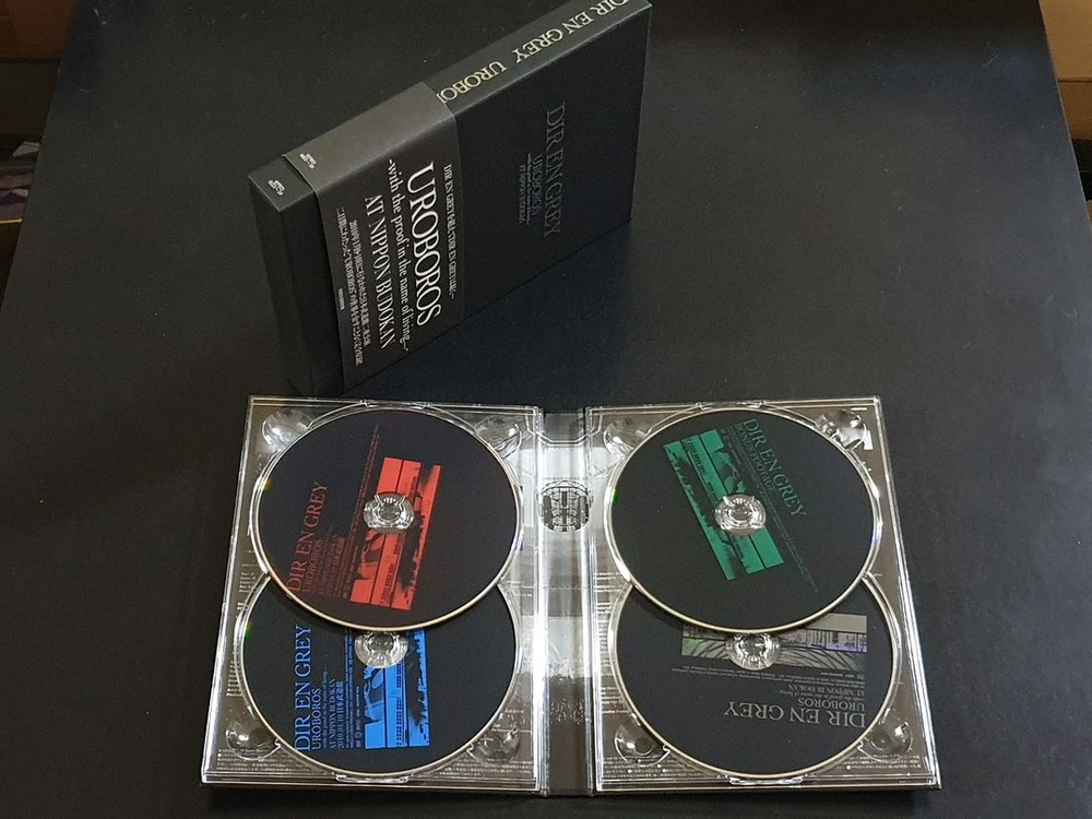 디르앙그레이 무도관 라이브 영상 UROBOROS (3DVD+CD) 한정반 이미지