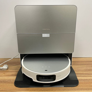 로보락 로봇청소기 S9 MaxV Ultra 화이트 판매합니다!