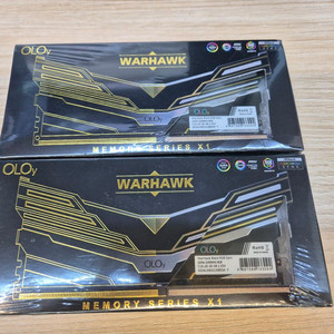 (미개봉 새상품) OLOY DDR4 3200 16GB(8GX2) RGB 메모리