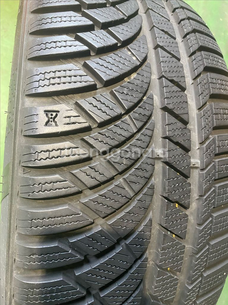 245 45 19 윈터크래프트 WP72 윈터타이어--2