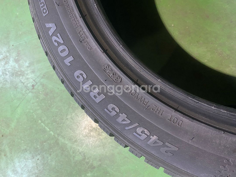 245 45 19 윈터크래프트 WP72 윈터타이어--1