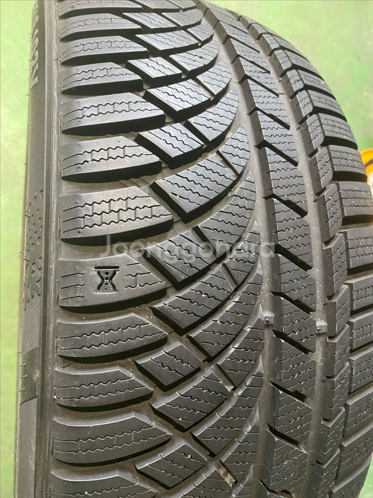 245 45 19 윈터크래프트 WP72 윈터타이어--8