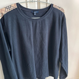 버버리 크롭스타일 긴팔 티셔츠