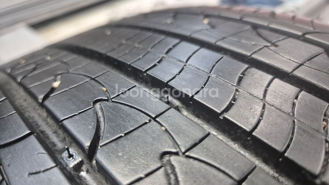 중고 타이어 225 45 17 넥센 타이어 AH8 2254517 2본 6만원--1