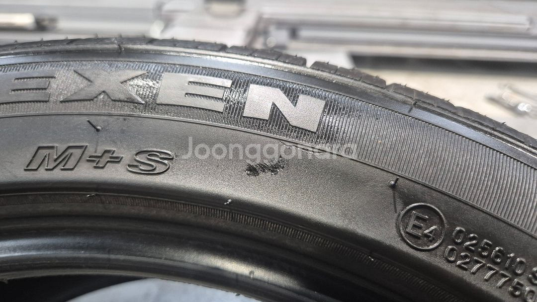 중고 타이어 225 45 17 넥센 타이어 AH8 2254517 2본 6만원--9