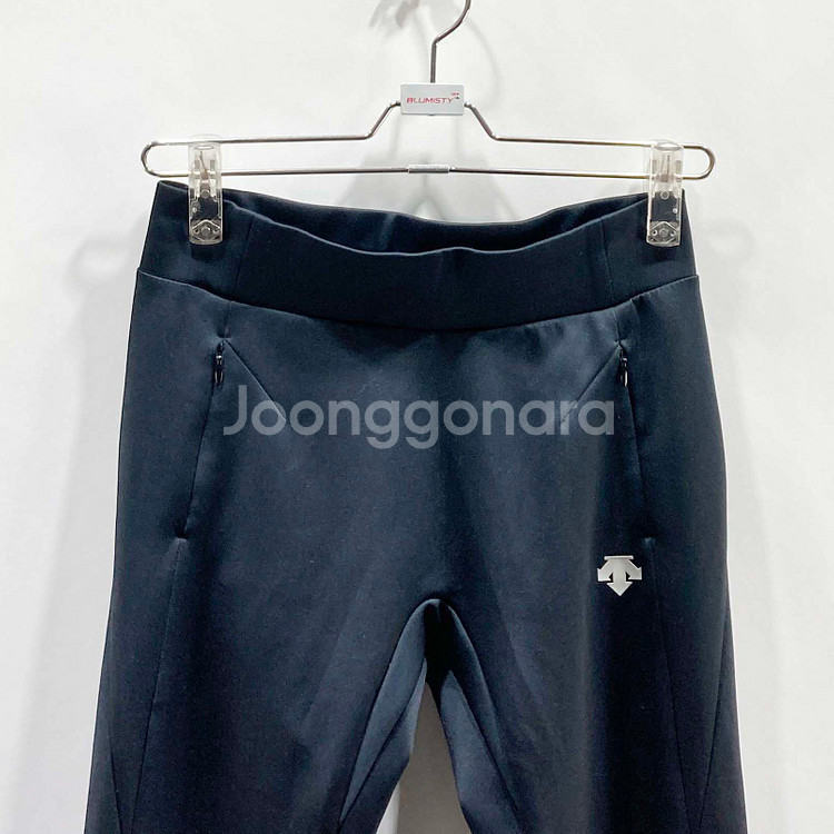 데상트 여성트레이닝팬츠 블랙 29 진스센스--1