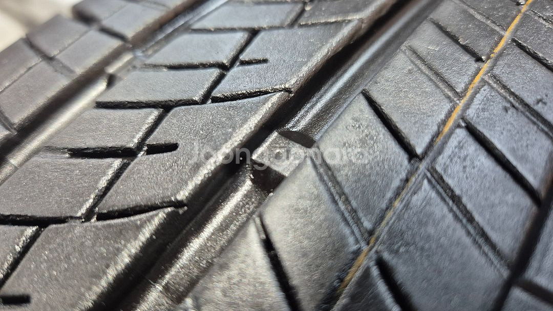 중고 타이어 255 45 20 넥센 로디안 GTX 2554520--1