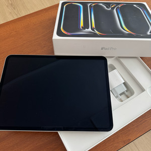 아이패드 프로 11인치 M4 1tb와 펜슬프로 함께드려요