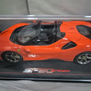 1:18 BBR sf90 다이캐스트 팝니다 페라리