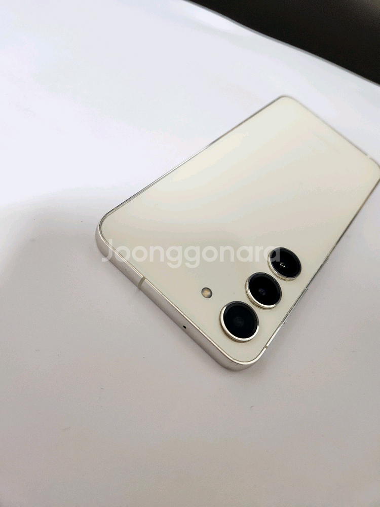 갤럭시S23 SS급 자급제폰 크림--2