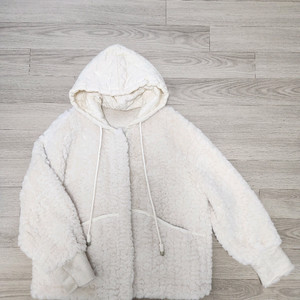 새상품) 램스퍼 후드점퍼