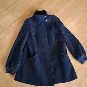 Miss Sixty의 블랙 코트입니다