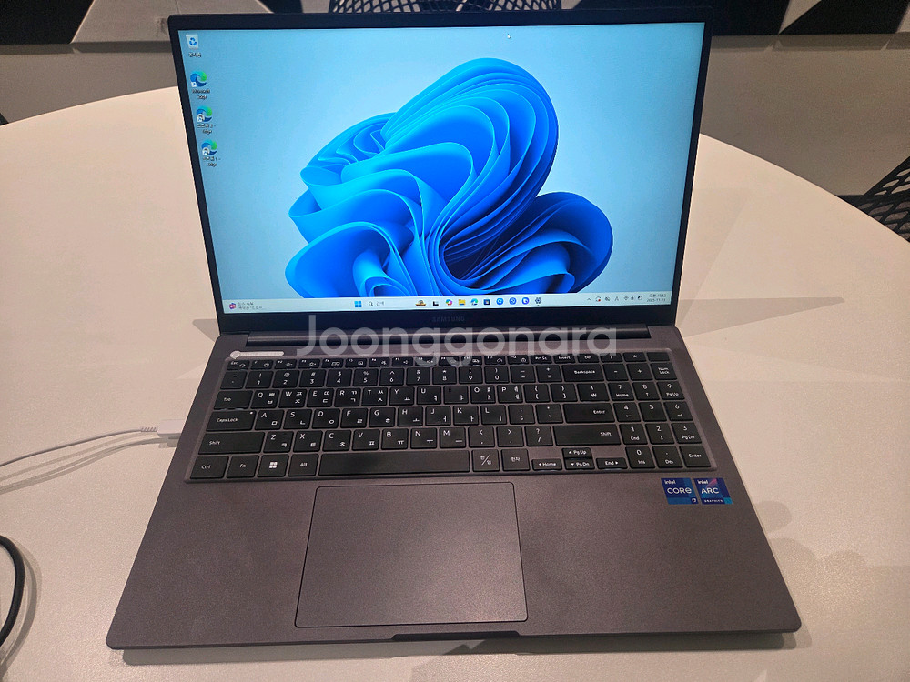 삼성 갤럭시북2 i7 노트북--5